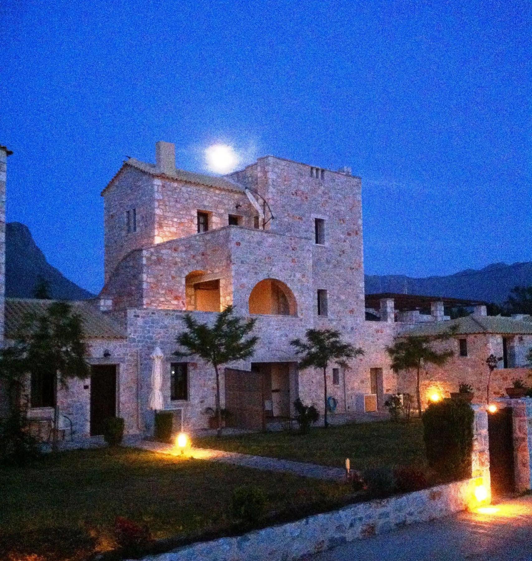 Achelatis Guest Houses Areopoli Exterior foto